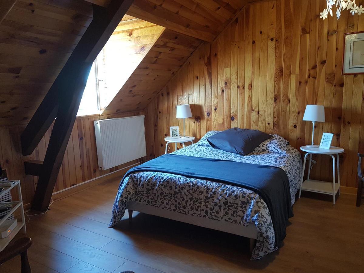 Le Bearn Sous Les Toits Bed and Breakfast Nay  Εξωτερικό φωτογραφία